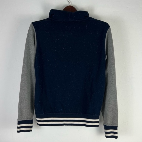 American Eagle Baseball Style Jacket Gray & Blue
Size Medium - Picture 5 of 11